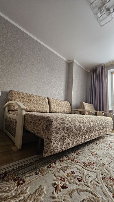 Продам Диван с креслом ортопедический