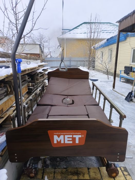 Продам кровать медицинский