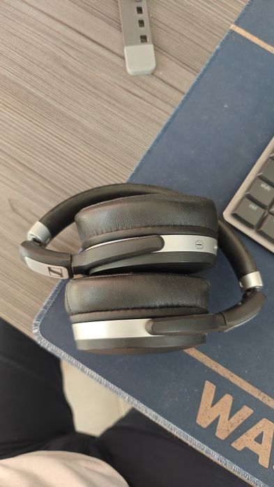 Безжични слушалки Sennheiser HD 450 bt