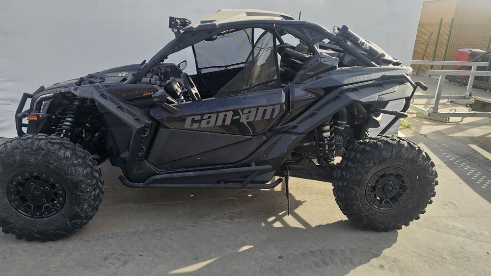 CAN AM SSV Maverick X RS SAS Turbo RR Triple Black