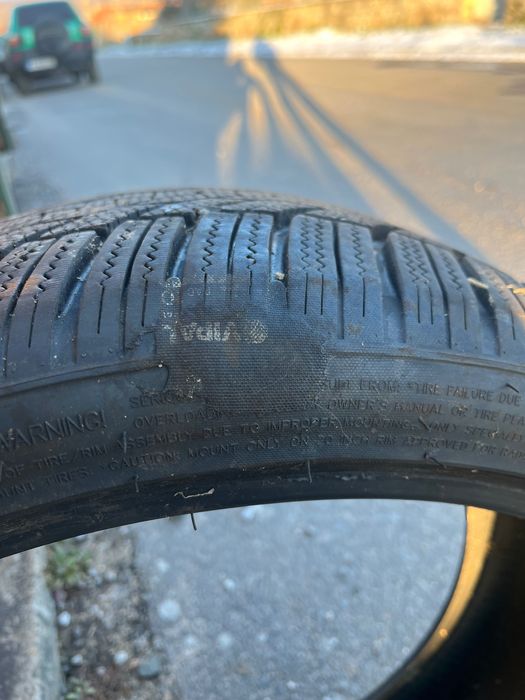 Зимна гума 255/35 R20