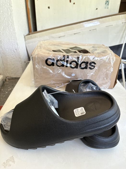 Adidas Yeezy Slides