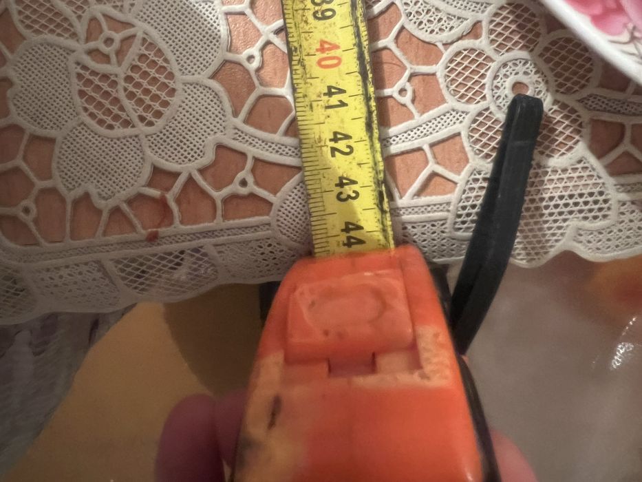 Писменный стол и тумбочка