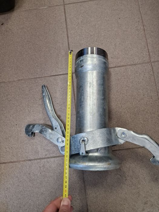 Mufa vidanja toată gama se poate trimite prin curier rapid în toată ta