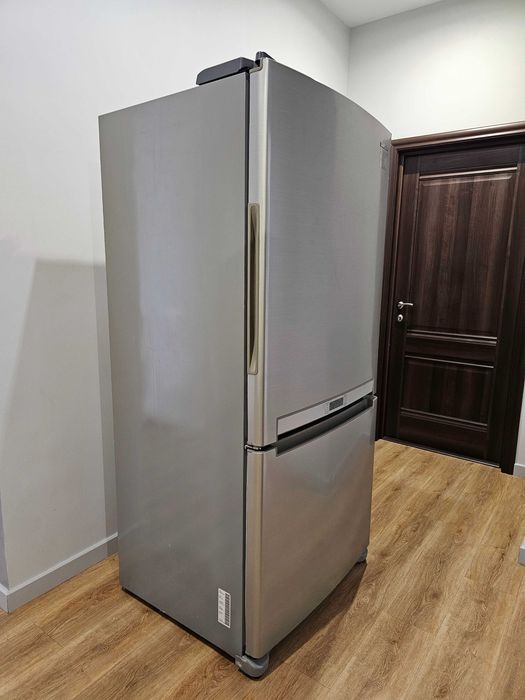 Холодильник Samsung, 470 литров