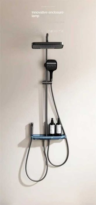 Модерен душ с дисплей LED подсветка и корпус от темперирано стъкло D08