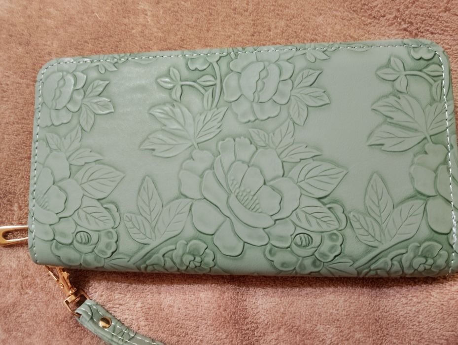 Дамско  портмоне в три цвята