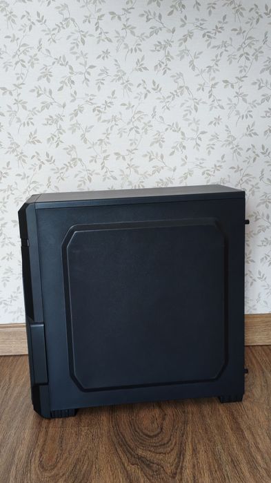 Офисный компьютер