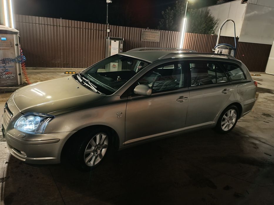 Toyota avensis 2l diesel