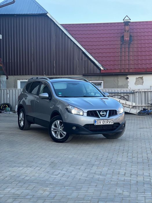 Nissan Qashqai+2