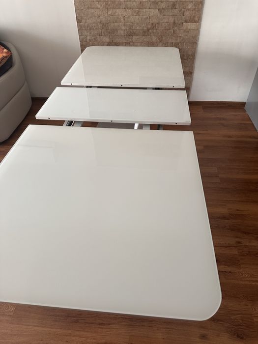 Масивна маса за хранене