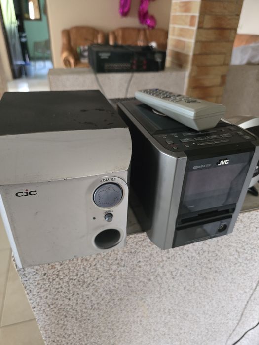 Mini combina JVS  muzicala + Subwoofer cadou