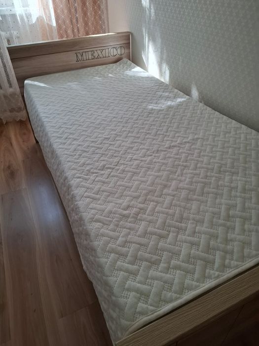 Продам кровать  односпальную