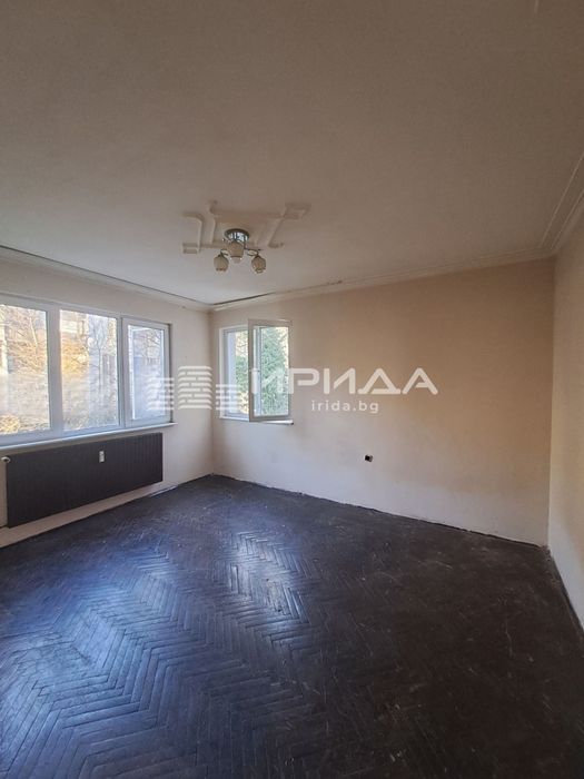 Продава се Двустаен апартамент в София, Лозенец - 72 кв.м за 2005 €/кв.м - Снимка #2