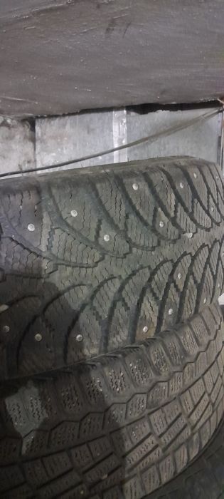 Продам 2 зимних болона