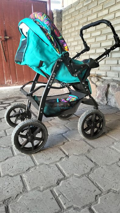 Детская зимняя коляска .