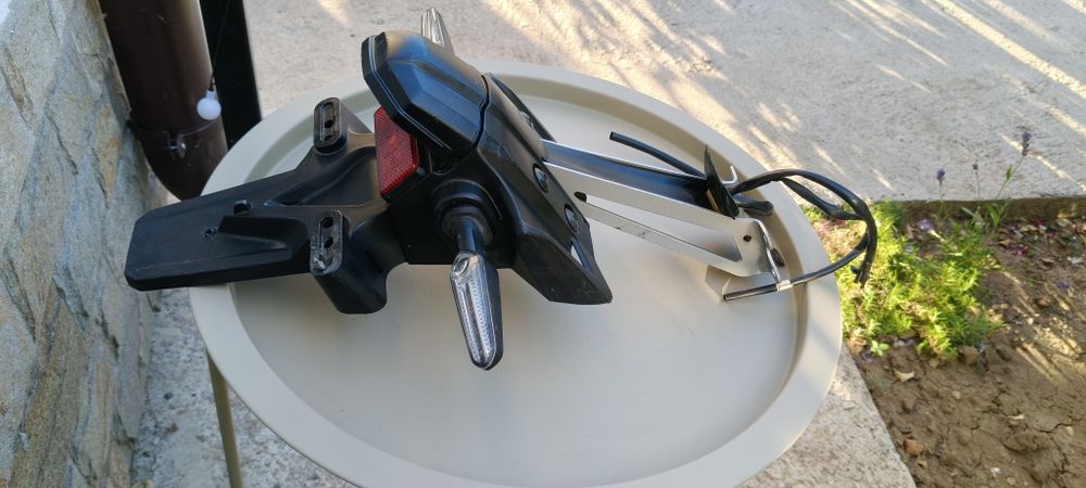 Стойка за номер Yamaha R7