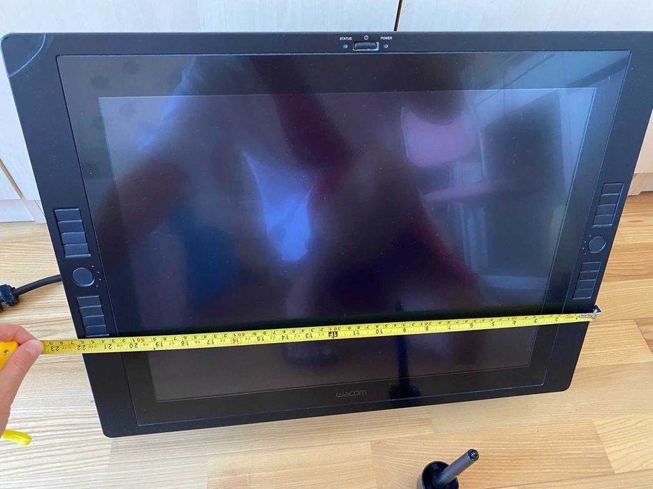 Wacom Cintiq 21UX (DTK‑2100) * професионален графичен таблет с дисплей