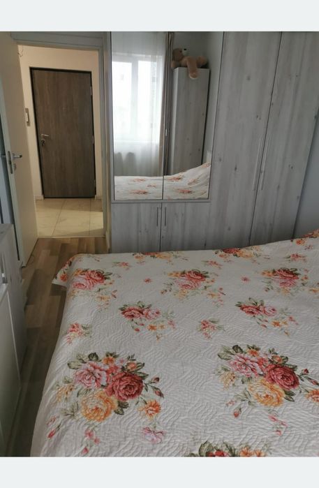 De vânzare apartament cu  2 camere