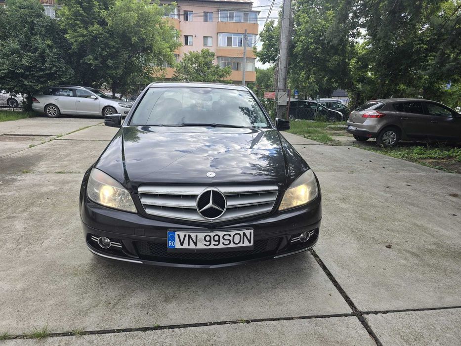 MERCEDES-BENZ C-Class 2010