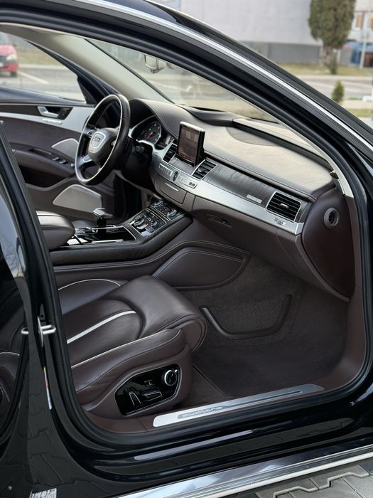 Audi A8/DESIGN-SELECTION/3.0 Tdi/262cp/Trapa/Full Assist/Ventilati/FUL