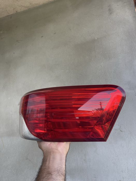 Stop dreapta spate Toyota Avensis T27, 2014, break