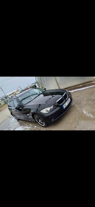 Se vinde BMW SERIA  3 E90