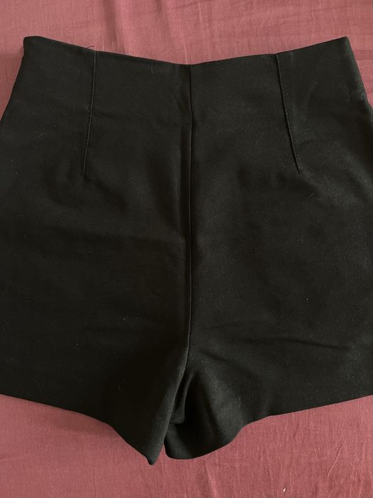 Zara къси панталонки XS