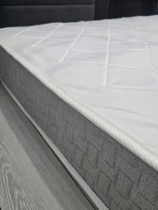 Кровать двухспальная