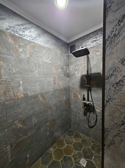 Продава се Тристаен апартамент в Велико Търново, Бузлуджа - 150 кв.м за 1200 €/кв.м - Снимка #9