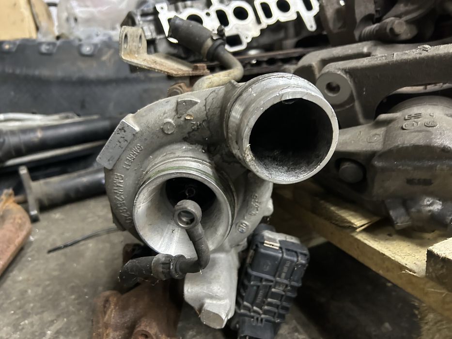 Turbina N57 bmw f10 f11 f01 f06 f07 f12 f15 f30 f31 f32 x5 x6