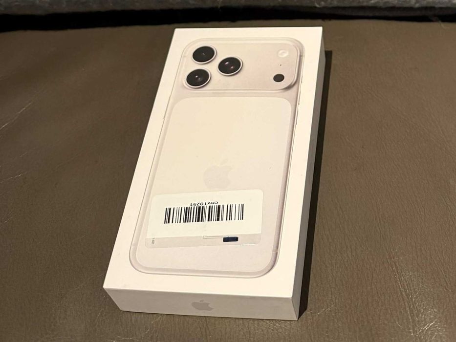ЧИСТО НОВ! iPhone 17 Pro Max - 256GB Silver - 1Г. ГАРАНЦИЯ!
