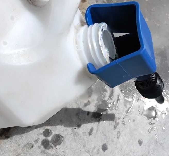 Фуния за гориво и масло