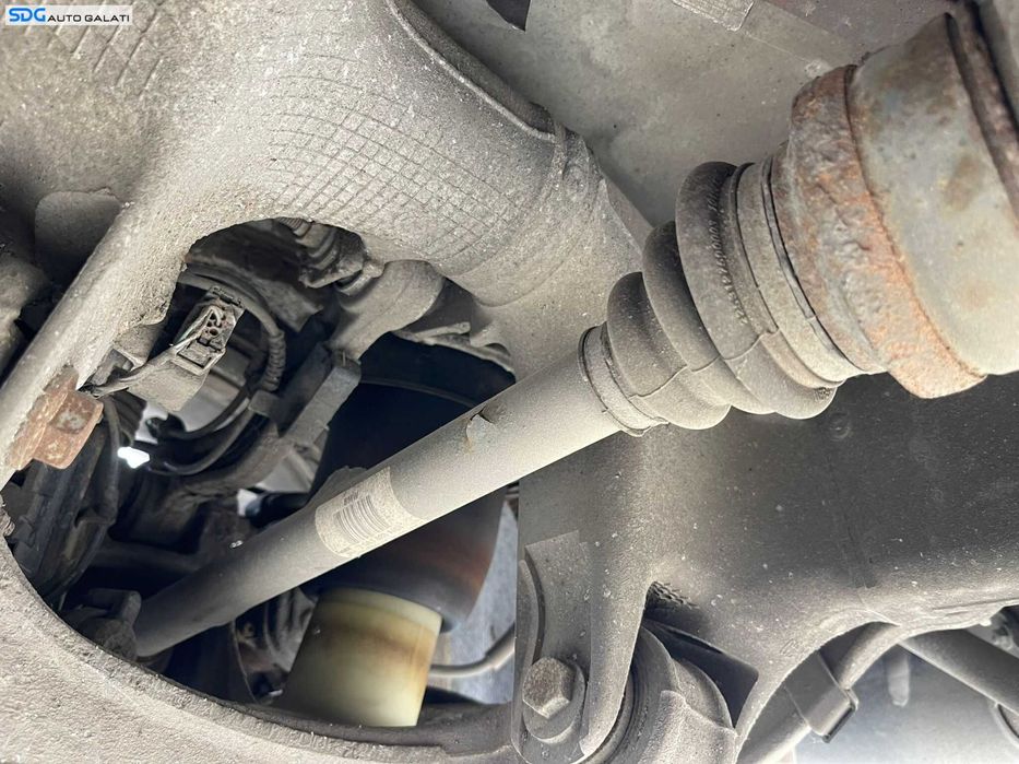 Planetara Dreapta Spate BMW Seria 5 F10 F11 520 2.0 i 2009 - 2017 Cod 7581028 [C5319]