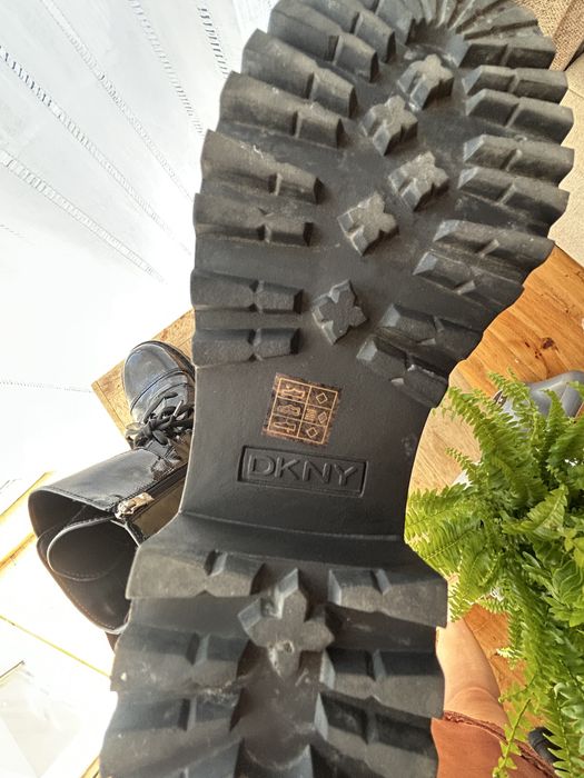 Боти DKNY  черни