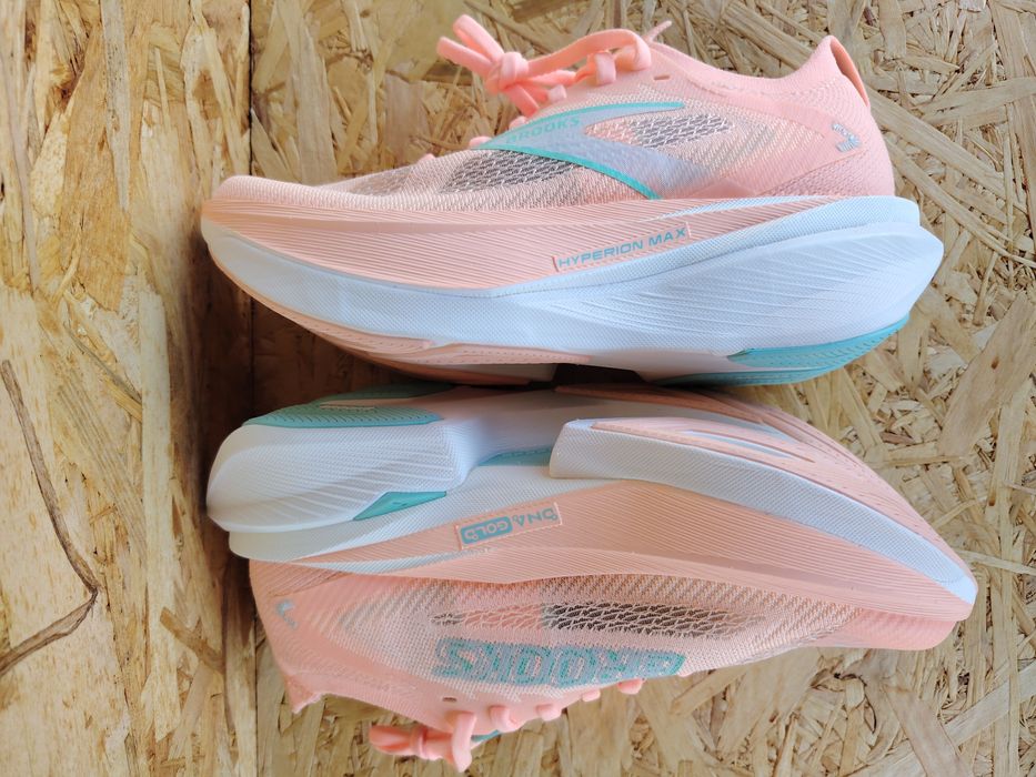 Adidas Brooks Hyperion Max mărimea 38,5