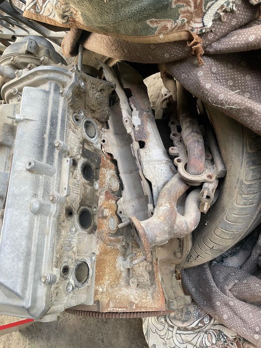 Матор тойото 200 4,7 2008