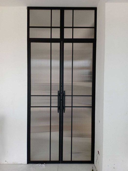 Стеклянные Лофт перегородки, раздвижные двери, душевые