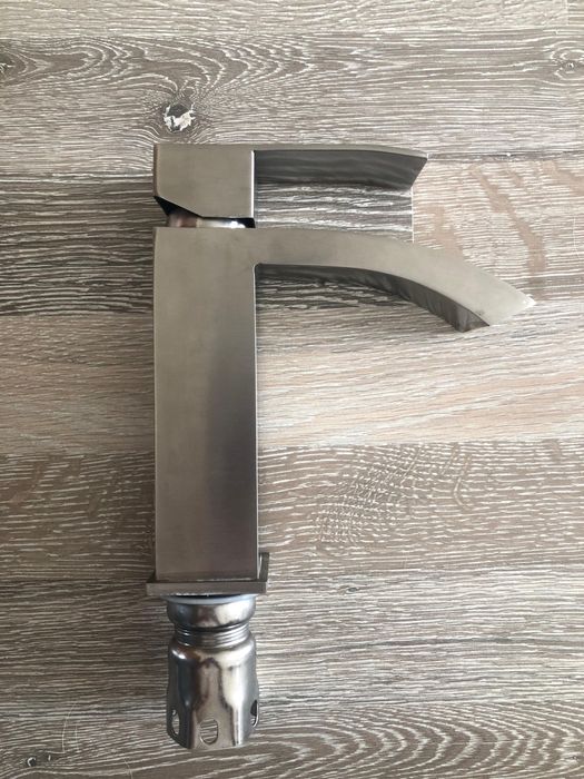 Смеситель для ванной или кухни