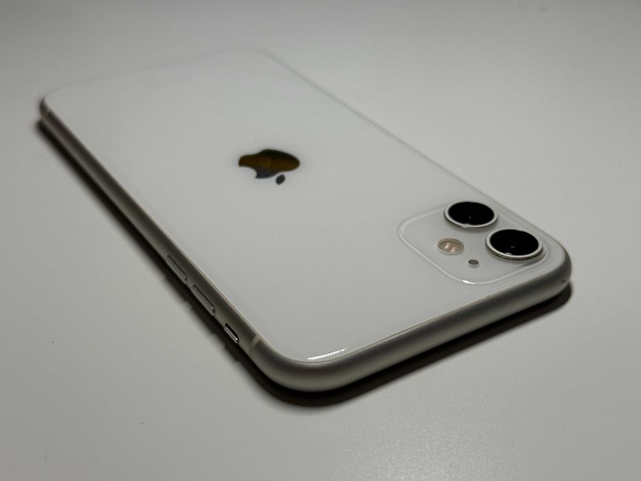 iPhone 11, Alb, 64Gb, Liber de retea | Cod - G828