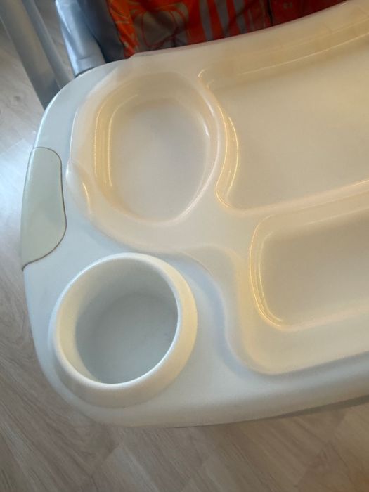 Срочно продаю детский стул