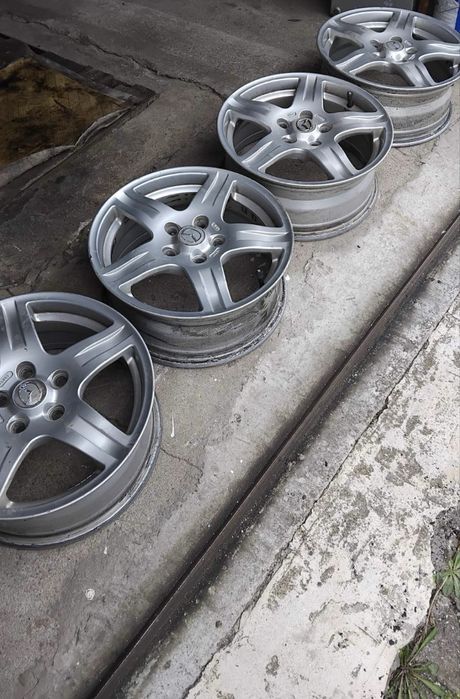 Оригинални джанти за мазда 16 ки