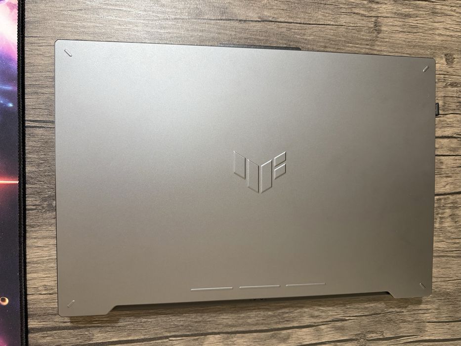 ASUS TUF A17 Ryzen 7 7445HS/ Garantie EXTINSA 2028/Rtx 4050/16Gb ddr5