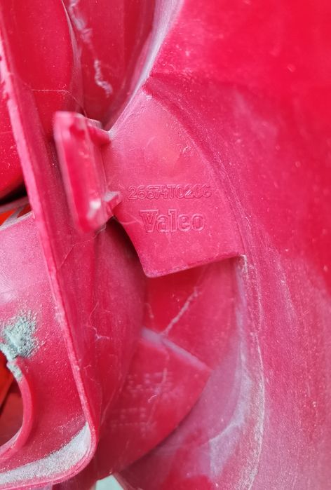 Фарове Mazda 5.Стопове Голф 5. . Пежо 307 комби. Рено Сценик 2