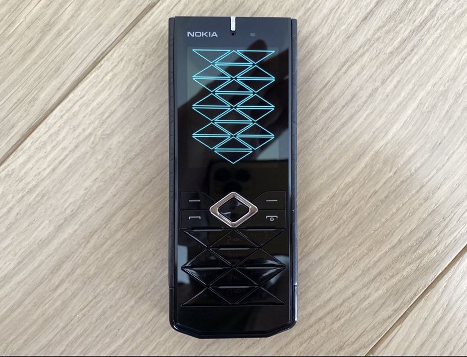 Nokia 7900 black