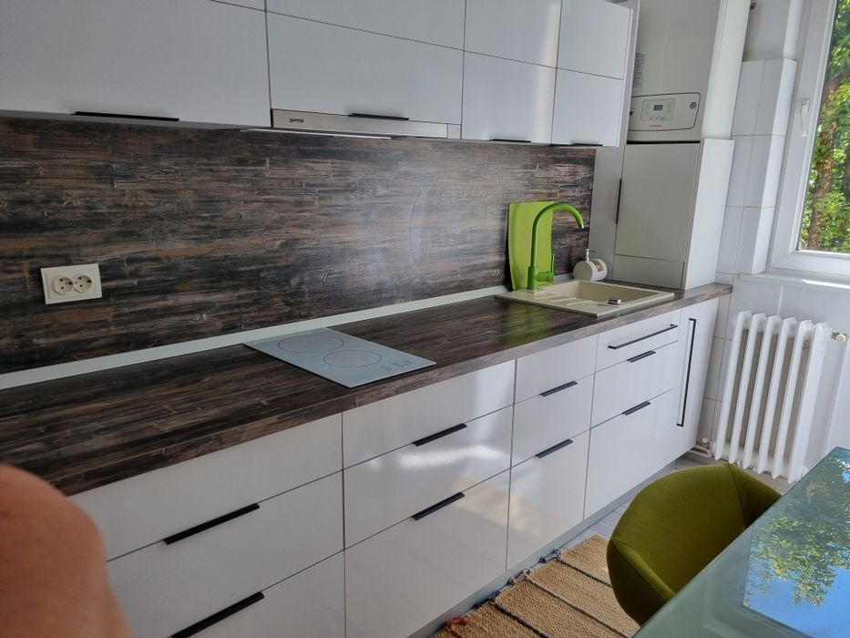 Mobila bucatarie cu electrocasnice