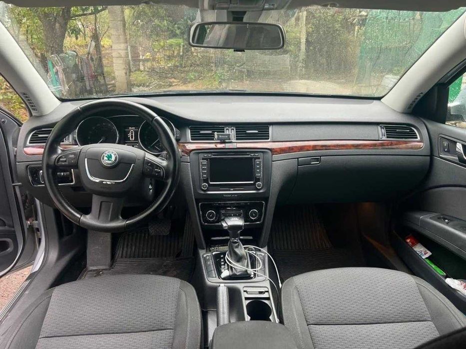 Skoda Superb 2012, 7200 euro