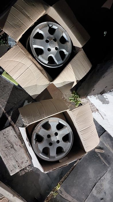 Диски 4×100 Киа Хендай Фольц .
