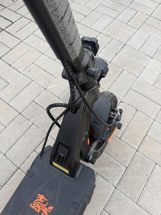 Trotineta electica KuKirin G2 master (2026) cheie, 2 motoare 2*1000W, Autonomie 70km, Baterie 52V 20, 8 A.