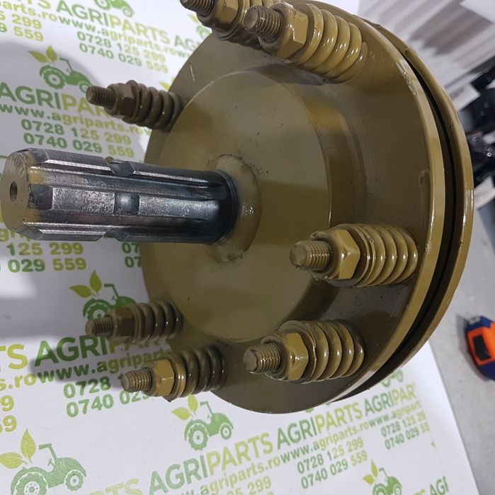 Ambreaj universal cardan tractor